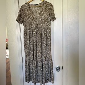 Zara Light Green Tan White Floral Print V Neck Relaxed Midi Dress Tiered Skirt M